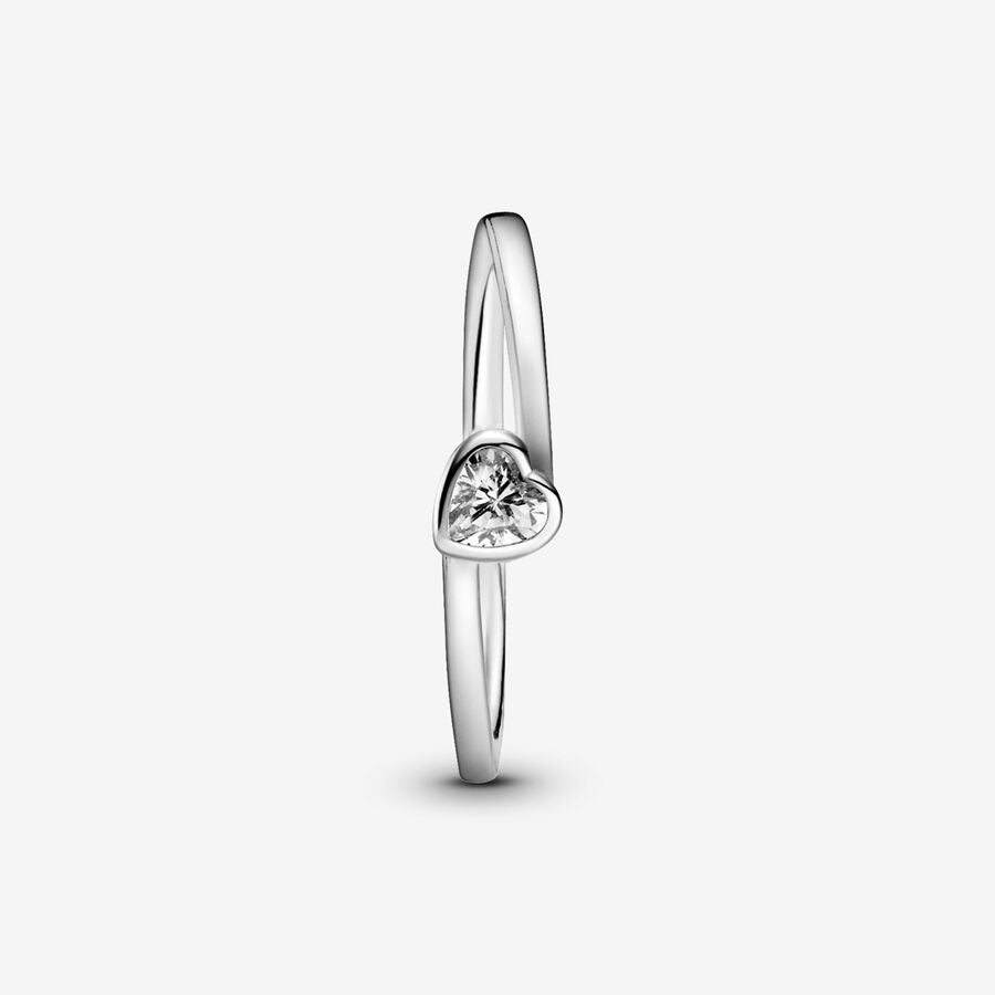 Anel Clear Tilted Heart Solitaire
