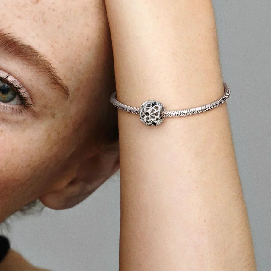 Conta Flor Rendilhada Esferas