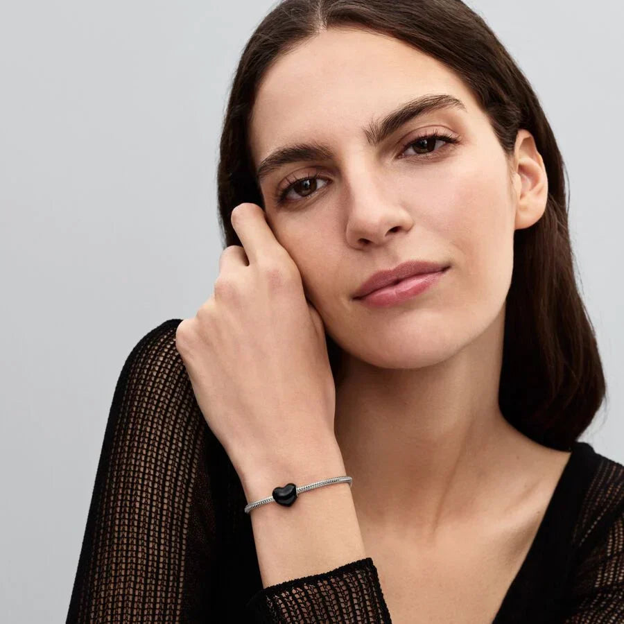 Conta Coração Preto