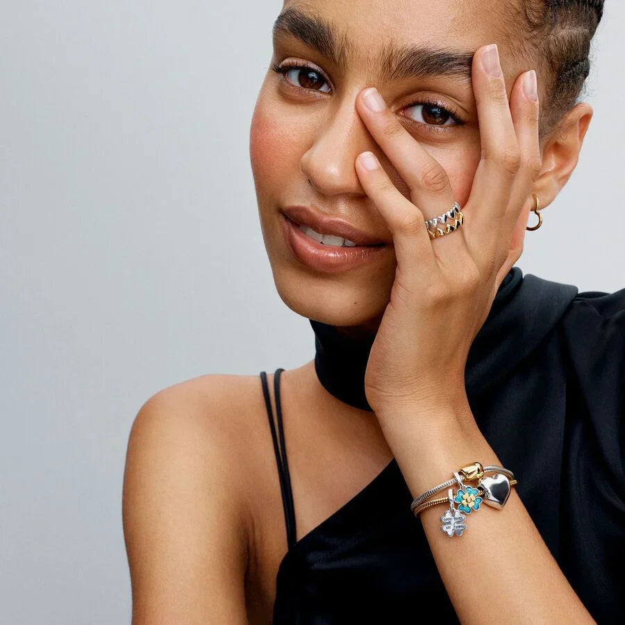 Anel Fila de Corações