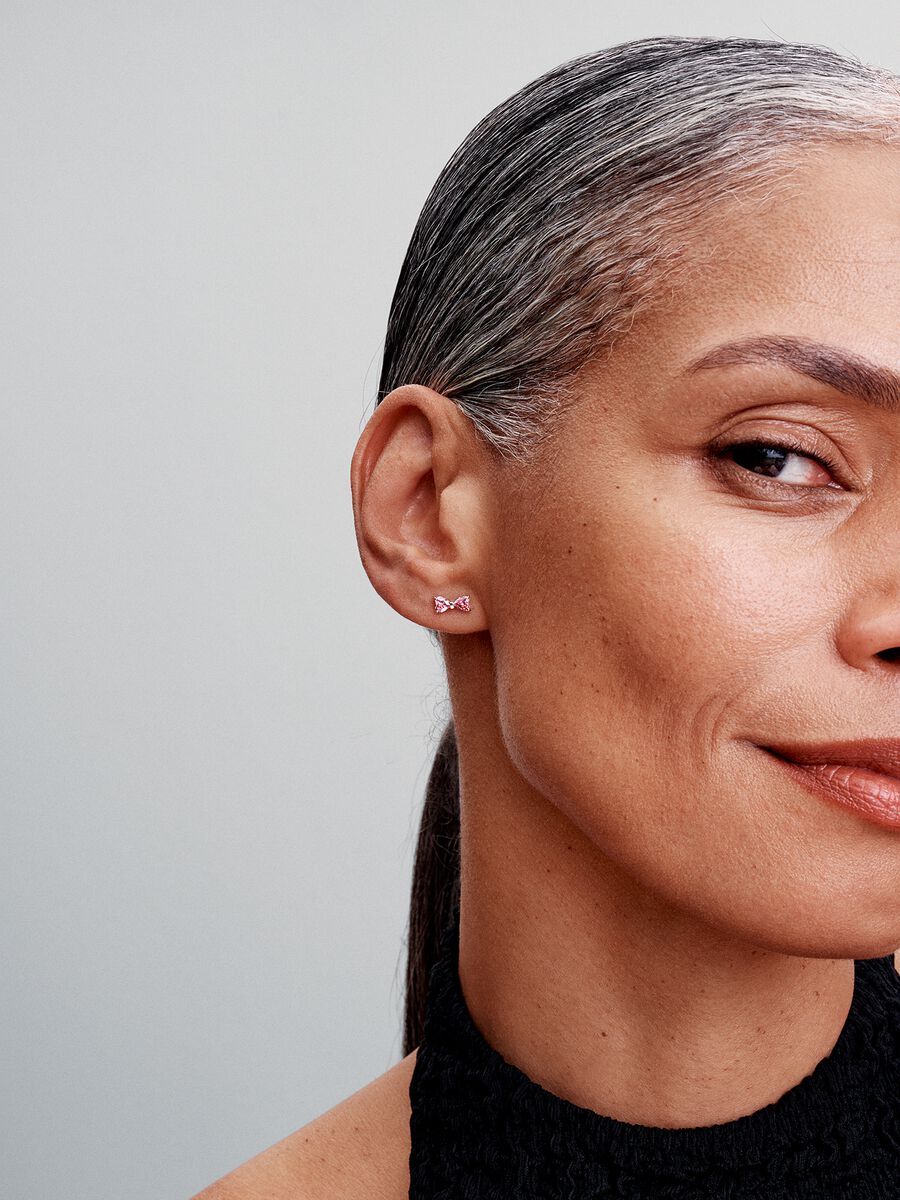 Brincos Espigão Laço Rosa Brilhante Prata