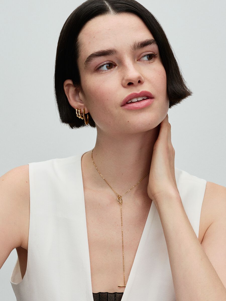 Argolas abertas em V com design orgânico Revestimento de ouro 14k