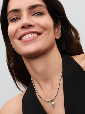 Conta Pendente Nó Infinito Pavé Prata